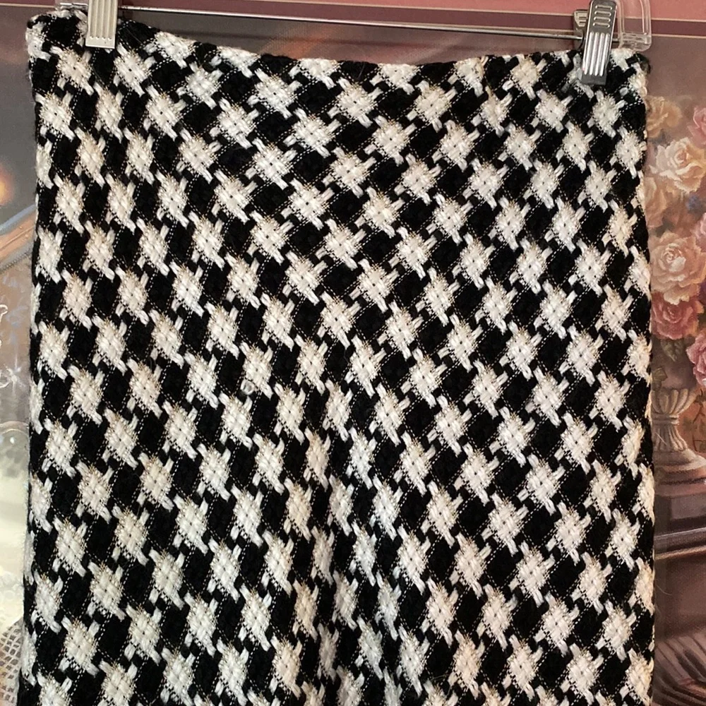 ... I .C . E ... skirt - Picture 5 of 11